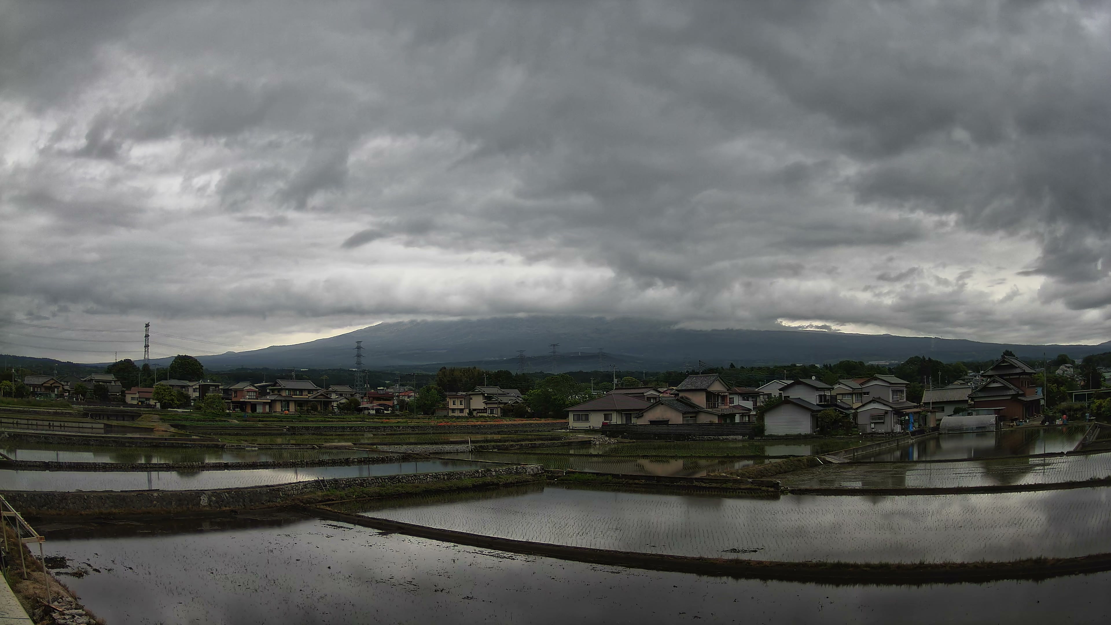 富士山麓だより 朝 2026年05月06日