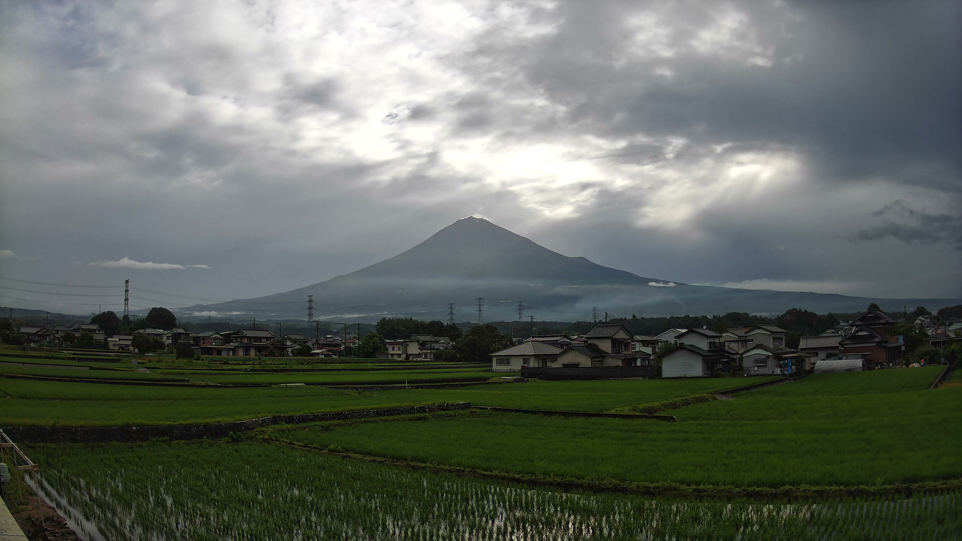 富士山麓だより 朝 2026年06月18日